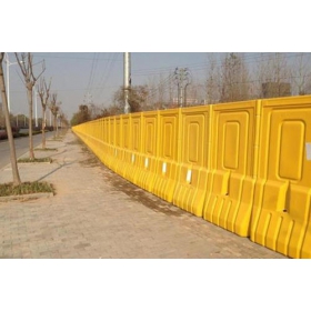 临汾市公路高栏水马厂家_道路围栏水马_厂家_价格